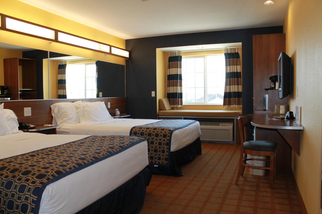 Microtel Inn & Suites - Kearney Room photo